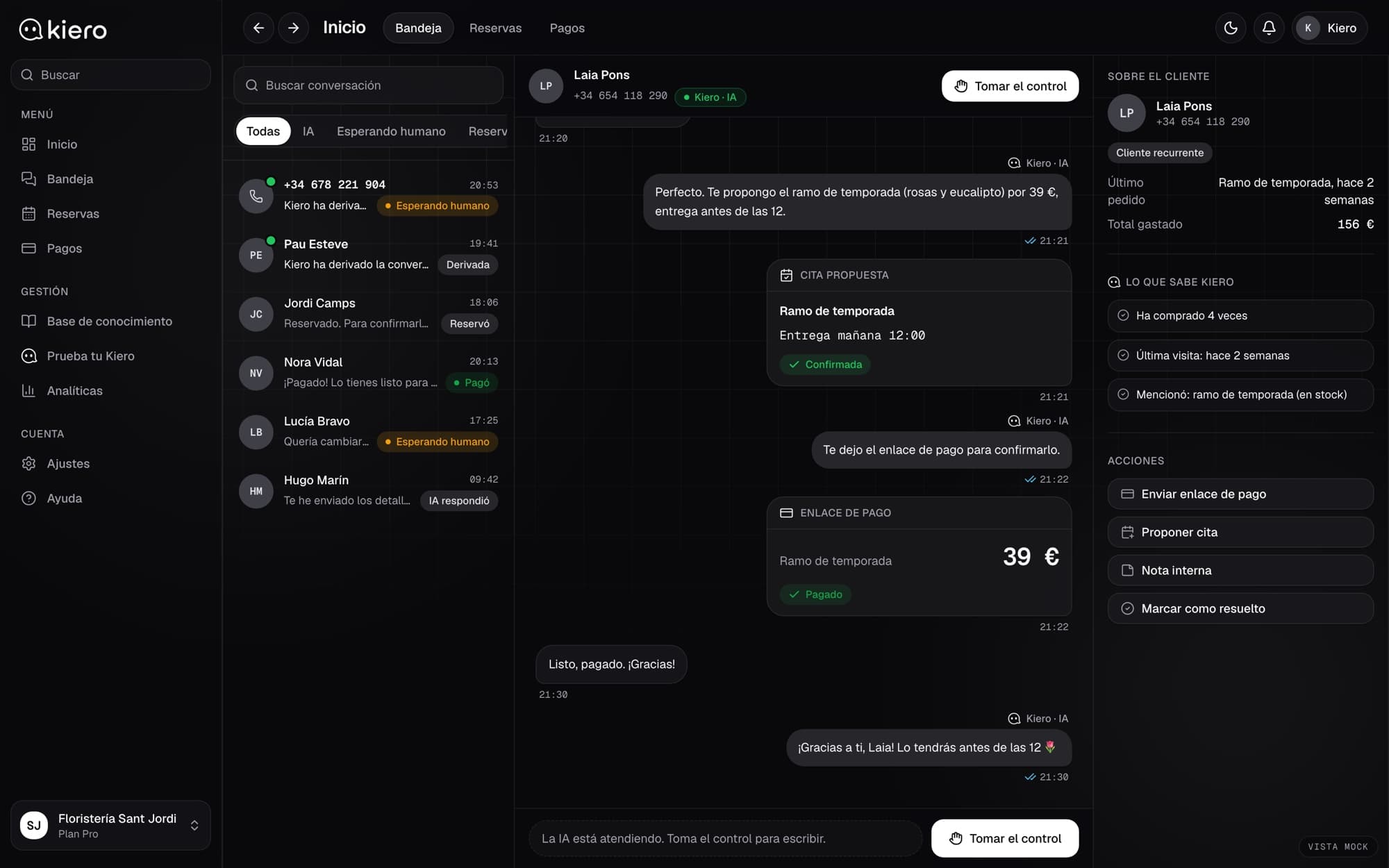 Kiero inbox: the AI answers a flower shop's customer on WhatsApp and sends a payment link